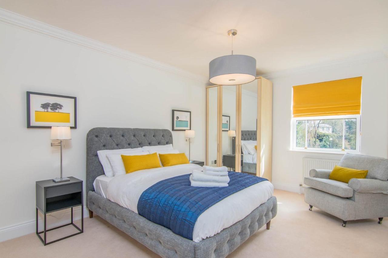Jubilee Mansions 5* Retreat Apartment Peterborough Bagian luar foto